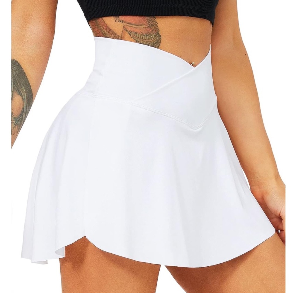 Viral V-Waist Flowy Skort